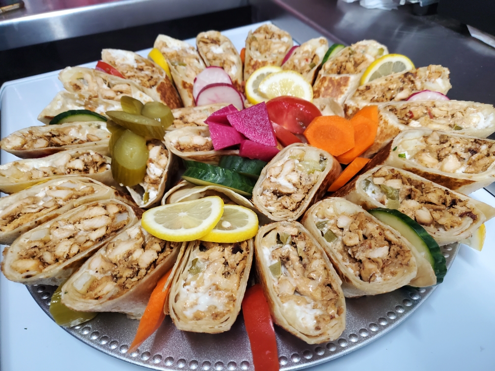 Gyro Kingdom | restaurant | 8220 NE Davis St, Portland, OR 97220, USA | 5037025679 OR +1 503-702-5679