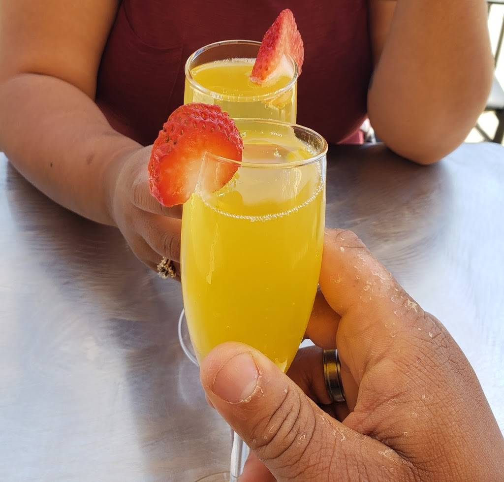 Omelette Inn | cafe | 318 Pine Ave, Long Beach, CA 90802, USA | 5624375625 OR +1 562-437-5625