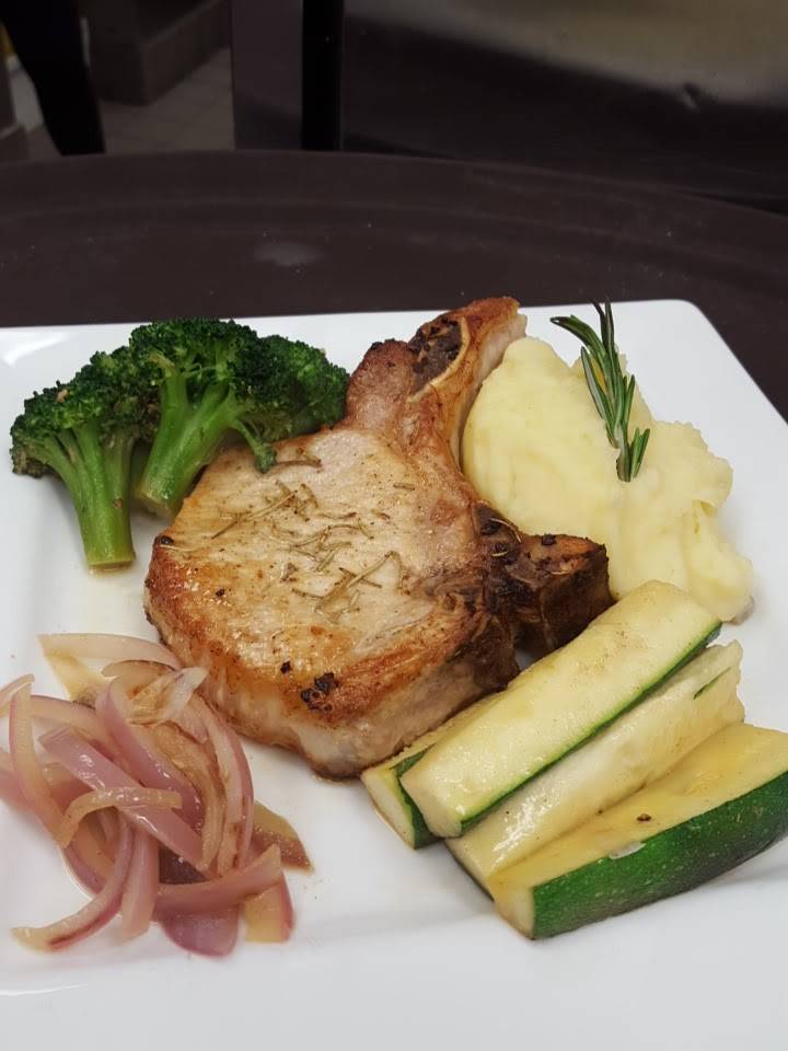 Saloon 151 | restaurant | 151 W Gay St, West Chester, PA 19380, USA | 6107018489 OR +1 610-701-8489