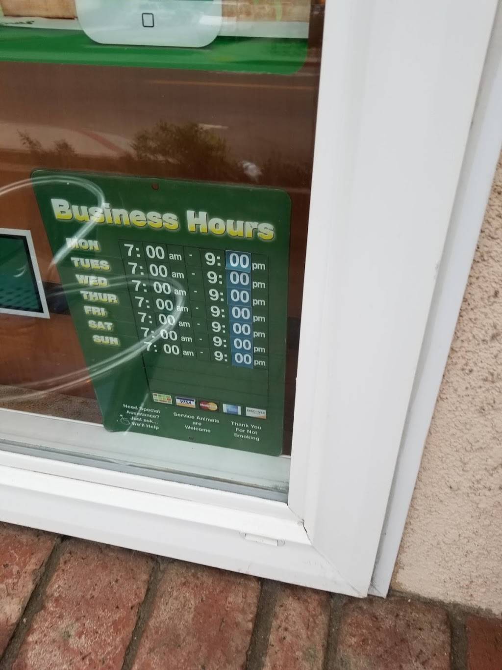 Subway Restaurants | restaurant | 876 Seacoast Dr, Imperial Beach, CA 91932, USA | 6195756961 OR +1 619-575-6961