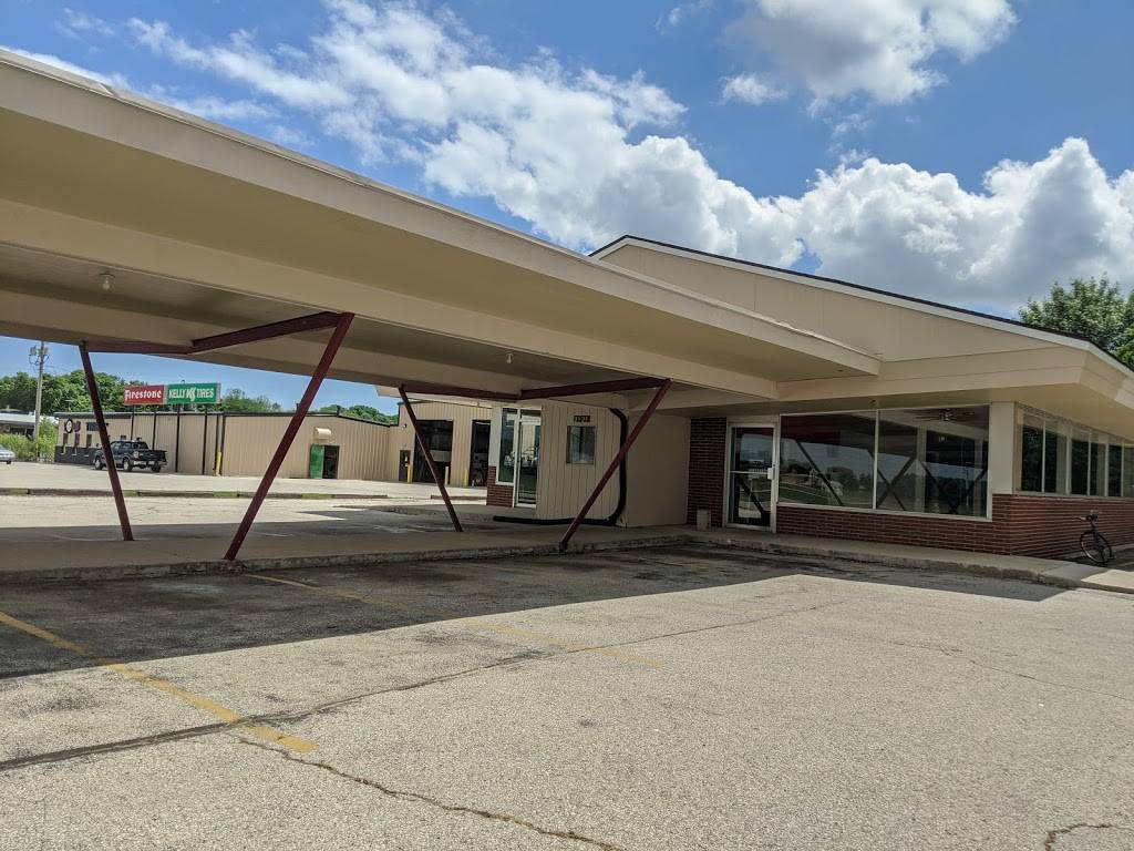 Deklans | restaurant | 2525 Menasha Ave, Manitowoc, WI 54220, USA | 9203744569 OR +1 920-374-4569