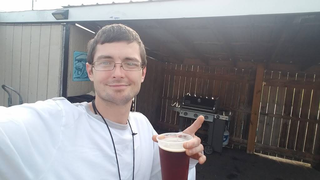 Betty Lous Restaurant & Lounge | restaurant | 2819 Smith Springs Rd, Nashville, TN 37217, USA | 6155400555 OR +1 615-540-0555