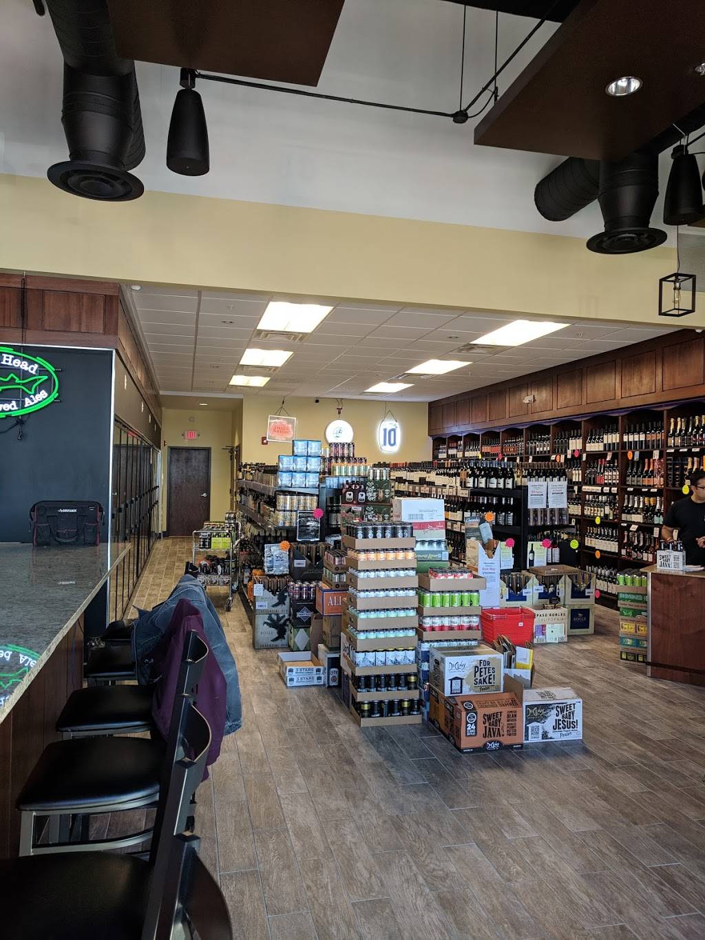 The Rockville Pike | restaurant | 1800 Rockville Pike Suite D, Rockville, MD 20852, USA | 3012003900 OR +1 301-200-3900