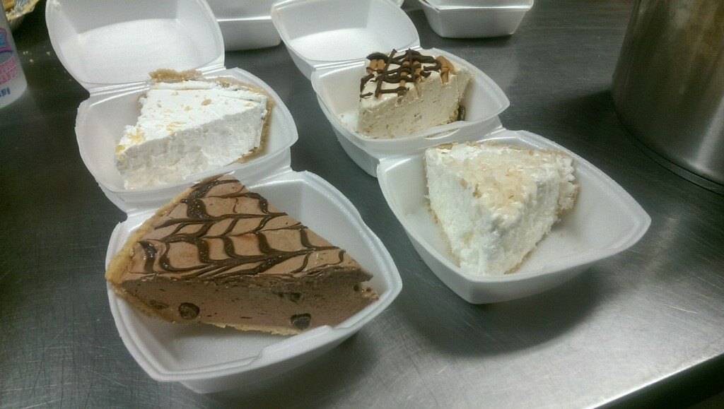 Tin Top BBQ | restaurant | 3477 Co Rd 33, Calera, AL 35040, USA | 2056681409 OR +1 205-668-1409