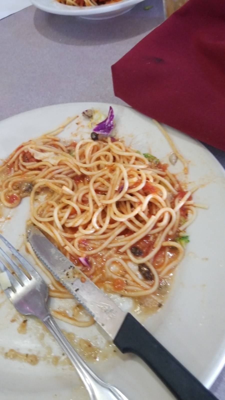 Strings Italian Cafe | restaurant | 2601 Oakdale Rd, Modesto, CA 95355, USA | 2095789777 OR +1 209-578-9777