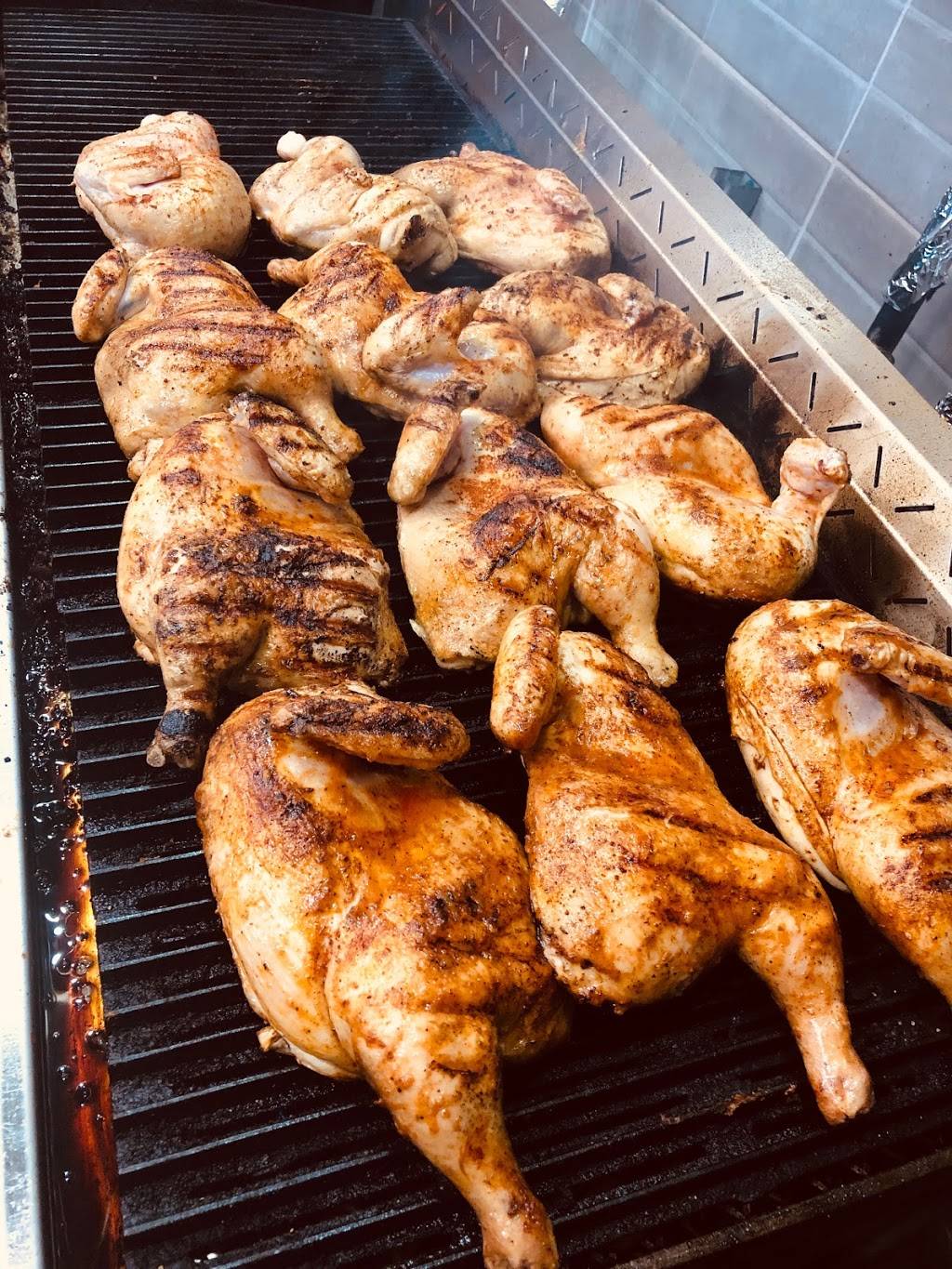 Union des Grillades | restaurant | 998 Rue de lUnion, Sainte-Catherine, QC J5C 1B3, Canada | 4508451855 OR +1 450-845-1855