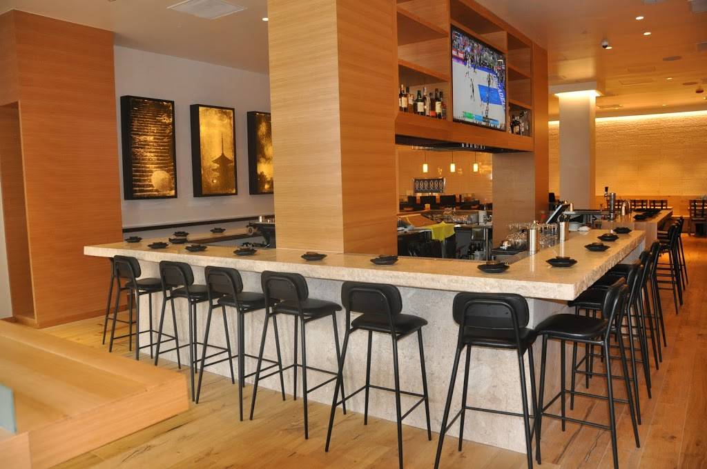 Ozumo Santana Row | restaurant | 355 Santana Row, San Jose, CA 95128, USA | 4088863090 OR +1 408-886-3090