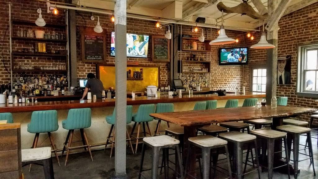 Poogans Smokehouse | restaurant | 188 E Bay St #201, Charleston, SC 29401, USA | 8435775665 OR +1 843-577-5665