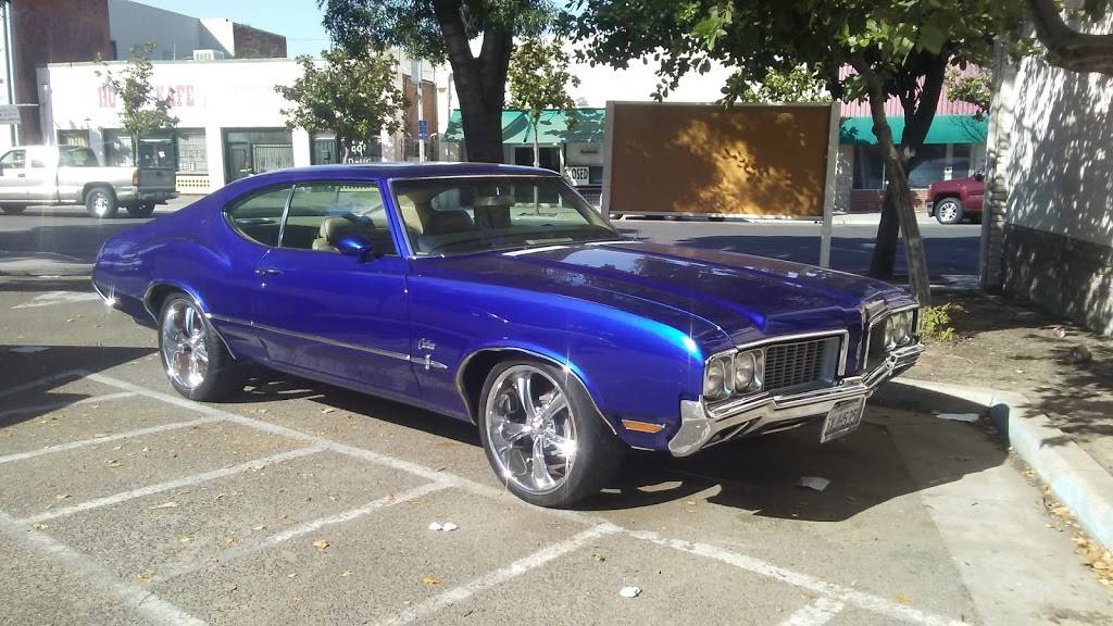 Cucas | restaurant | 907 F St, Fresno, CA 93706, USA | 5594429161 OR +1 559-442-9161