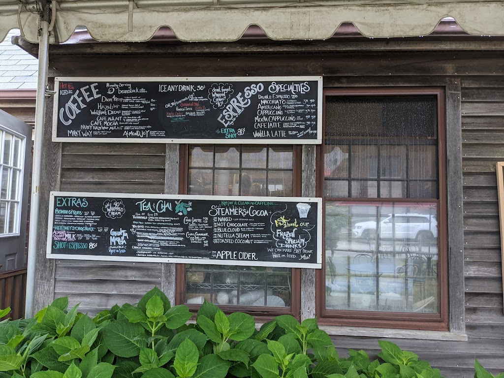 Espresso To Go | restaurant | 1 Toombs Ct, Nantucket, MA 02554, USA | 5082286930 OR +1 508-228-6930