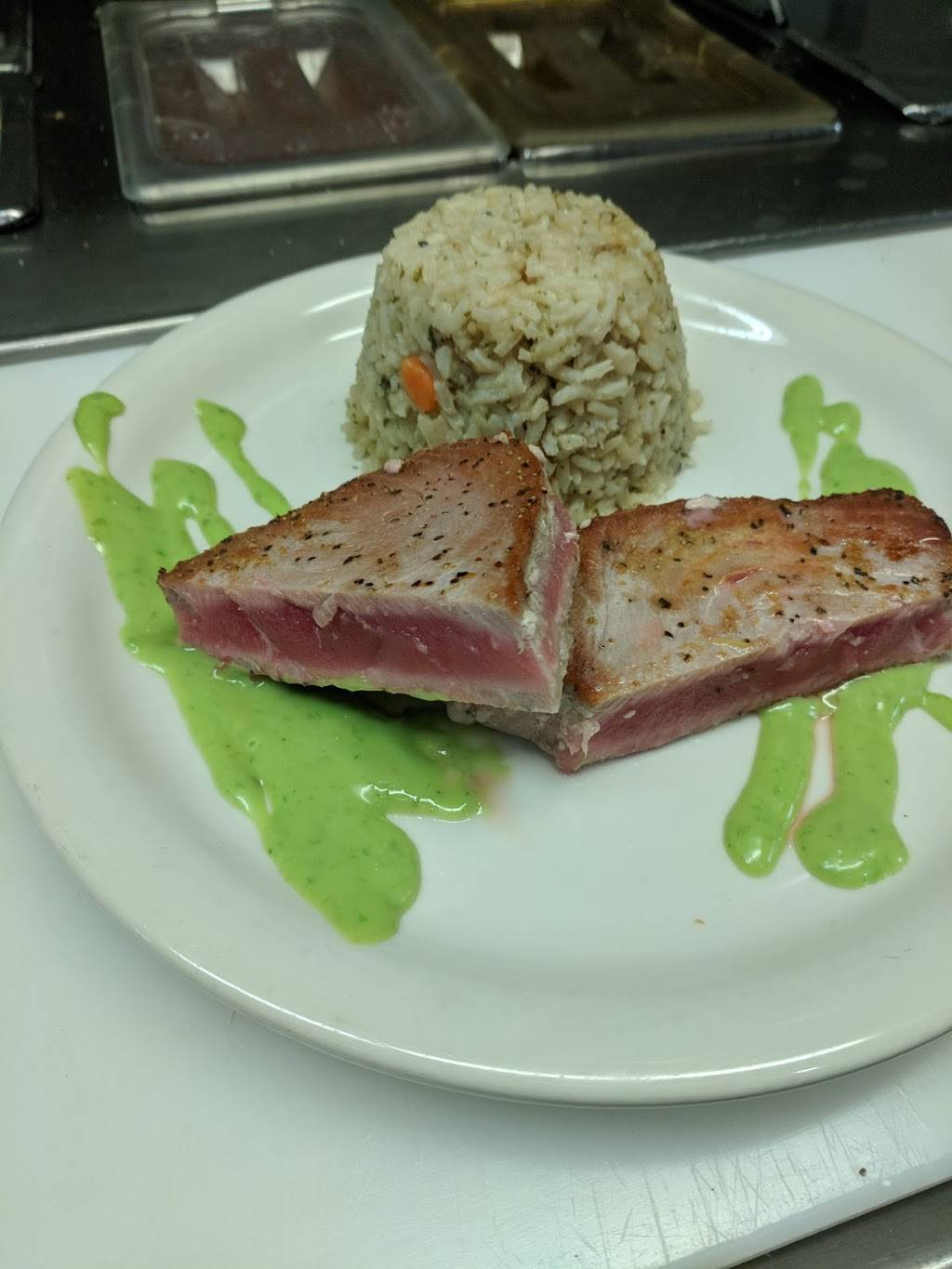 Maloneys | restaurant | 417 Main St, Hallstead, PA 18822, USA | 5708799952 OR +1 570-879-9952