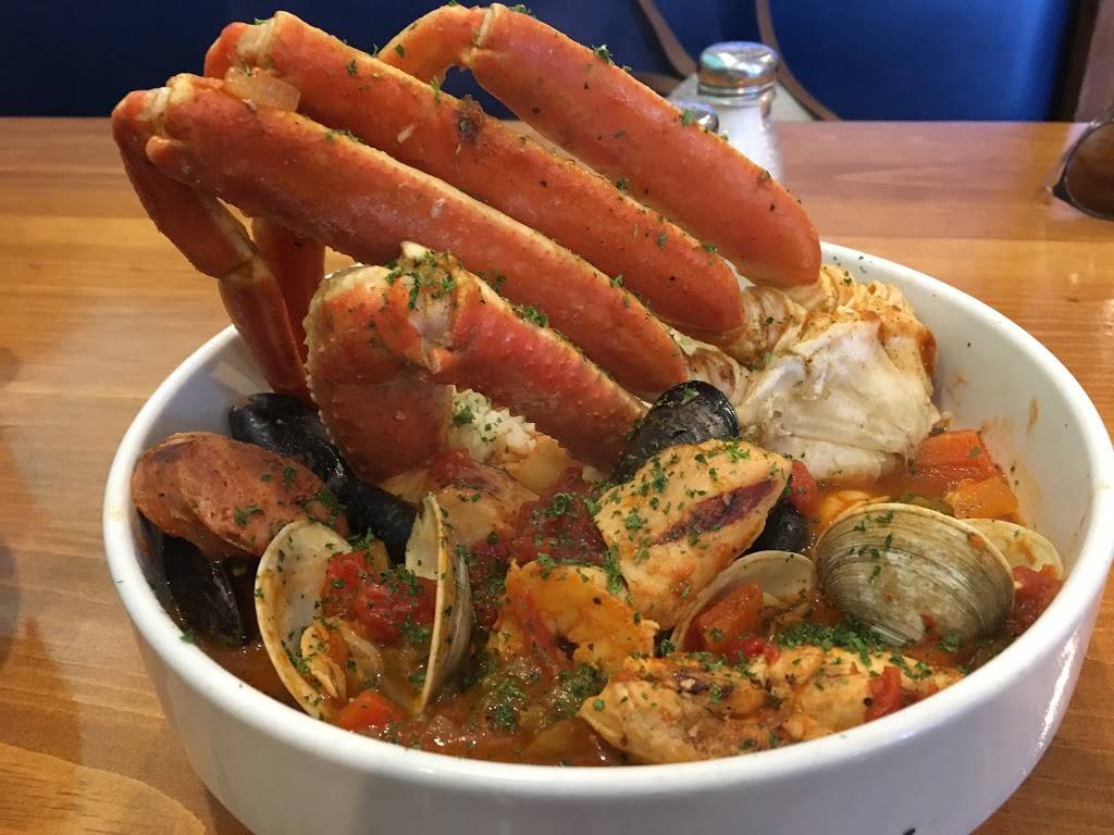 Blue Crab Grill | restaurant | 322 Suburban Dr, Newark, DE 19711, USA | 3027371100 OR +1 302-737-1100