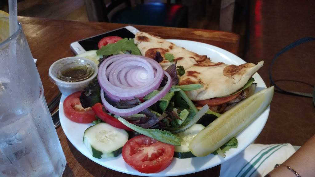 Greens Irish Pub | restaurant | 436 Plandome Rd, Manhasset, NY 11030, USA | 5165706220 OR +1 516-570-6220