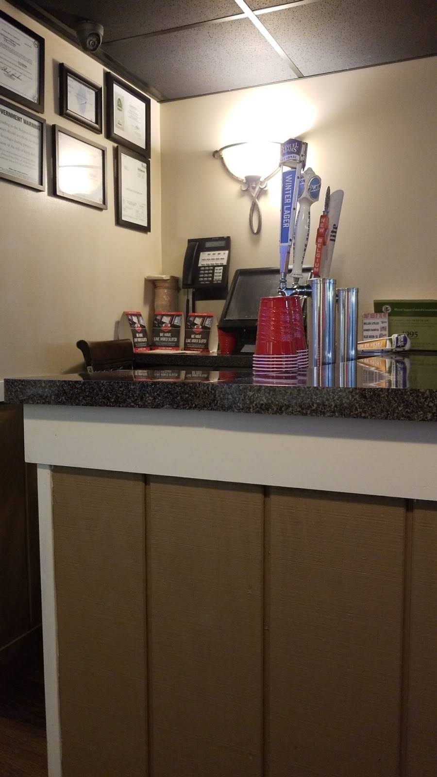 Joes Pizzeria | restaurant | 57 N Wolf Rd, Wheeling, IL 60090, USA | 8475378110 OR +1 847-537-8110