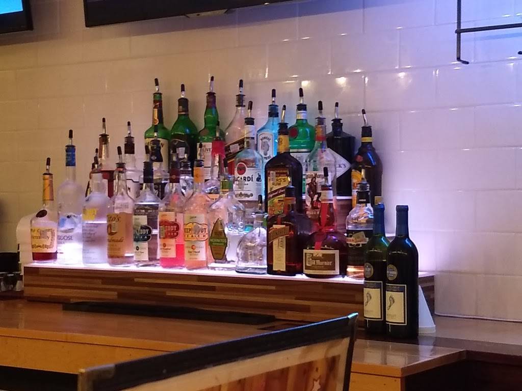 Pinks Pizza | restaurant | 3870 N Terminal Rd, Houston, TX 77032, USA | 2812303498 OR +1 281-230-3498