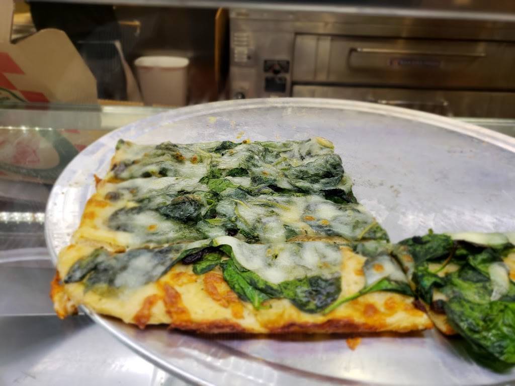 Enzos Pizza & Pasta | restaurant | 246 Eagleview Blvd, Exton, PA 19341, USA | 6103632500 OR +1 610-363-2500