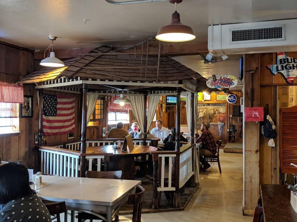 Hickory Hollow Restaurant and Catering | restaurant | 8038 Fallbrook Dr, Houston, TX 77064, USA | 2814695323 OR +1 281-469-5323