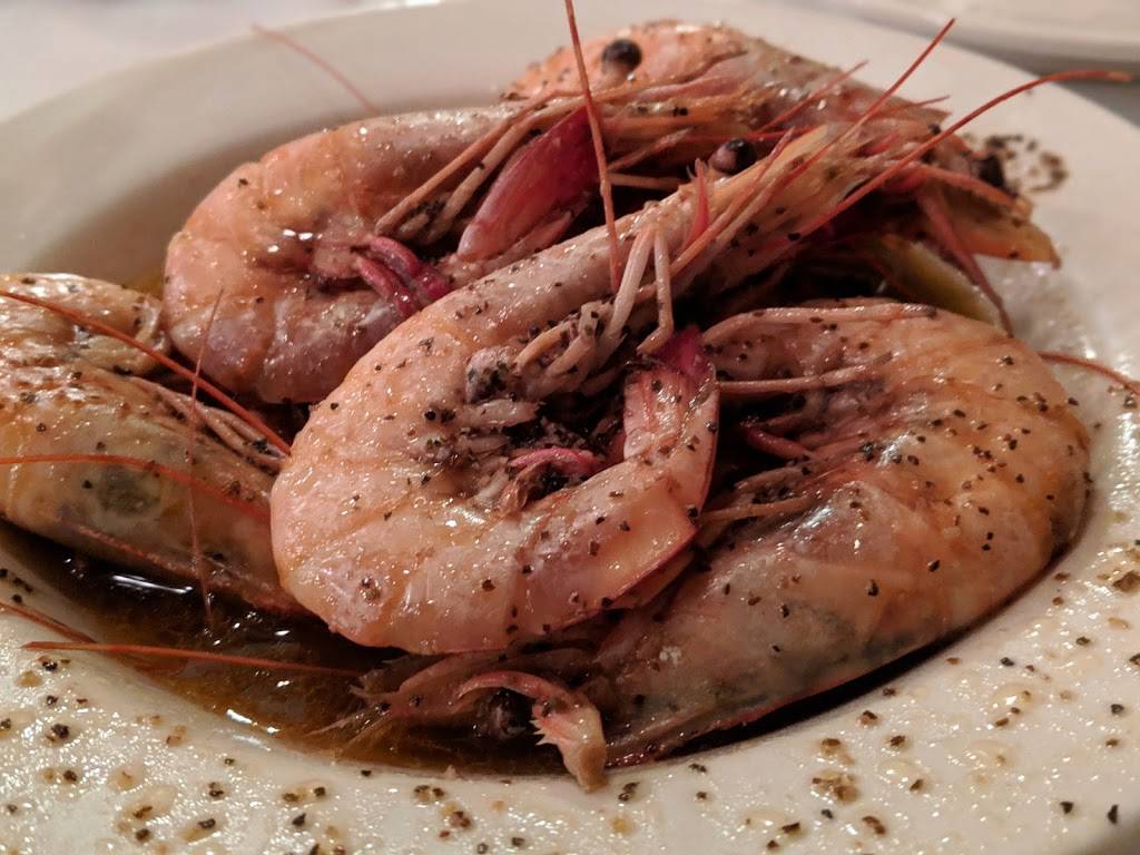 Pascals Manale | restaurant | 1838 Napoleon Ave, New Orleans, LA 70115, USA | 5048954877 OR +1 504-895-4877