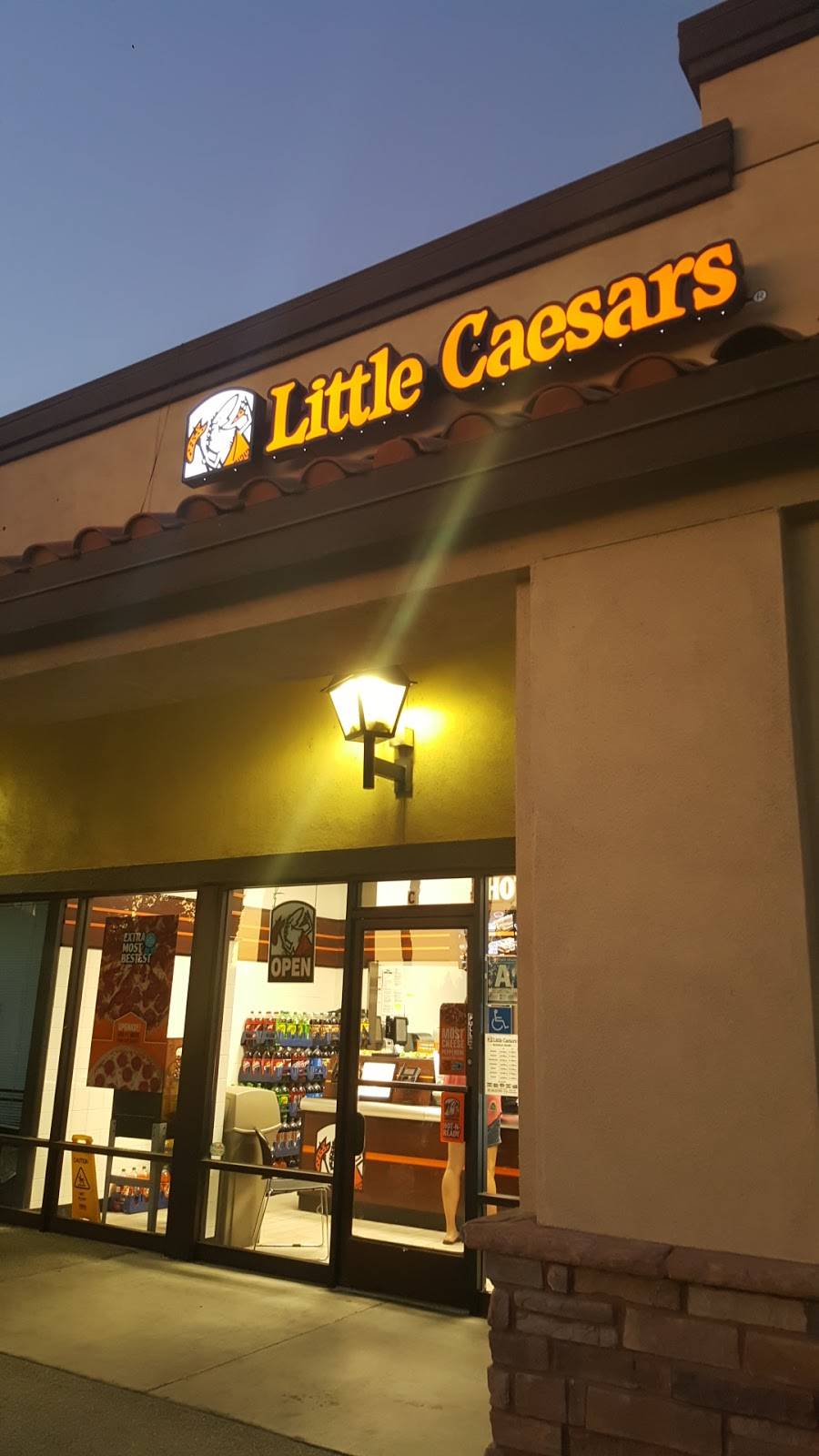 Little Caesars Pizza | meal takeaway | 8040 White Ln, Bakersfield, CA 93309, USA | 6618342222 OR +1 661-834-2222