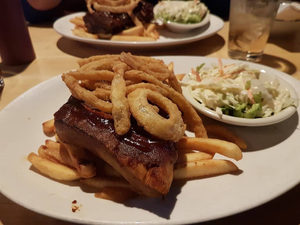 Jake Rooneys | restaurant | 119 Brooks Rd, Harwich Port, MA 02646, USA | 5084301100 OR +1 508-430-1100