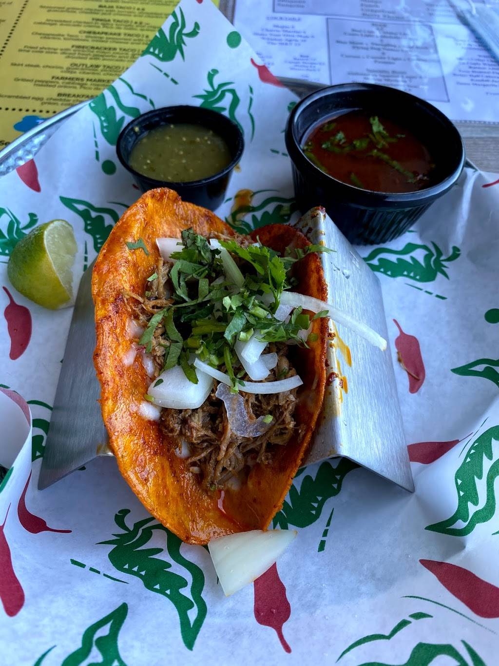 Locals Taco & Tequlia | restaurant | 176 Great Falls Plaza, Sterling, VA 20165, USA | 5719268052 OR +1 571-926-8052