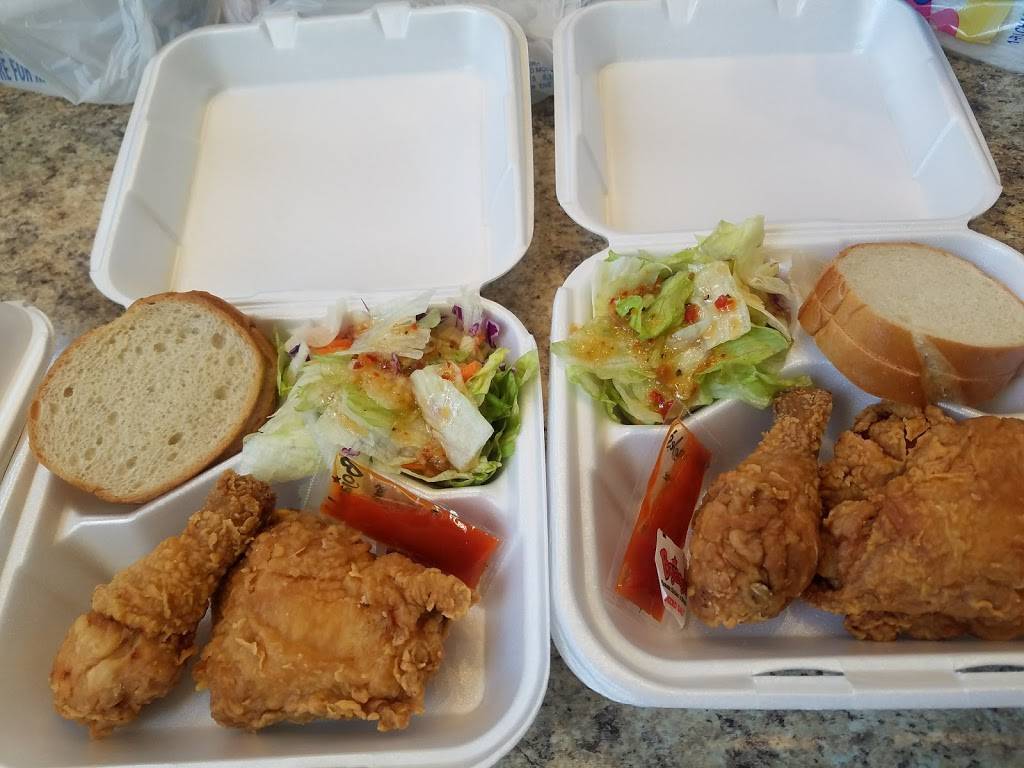 Bojangles Famous Chicken n Biscuits | restaurant | 3264 Victory Dr, Columbus, GA 31903, USA | 7628211264 OR +1 762-821-1264