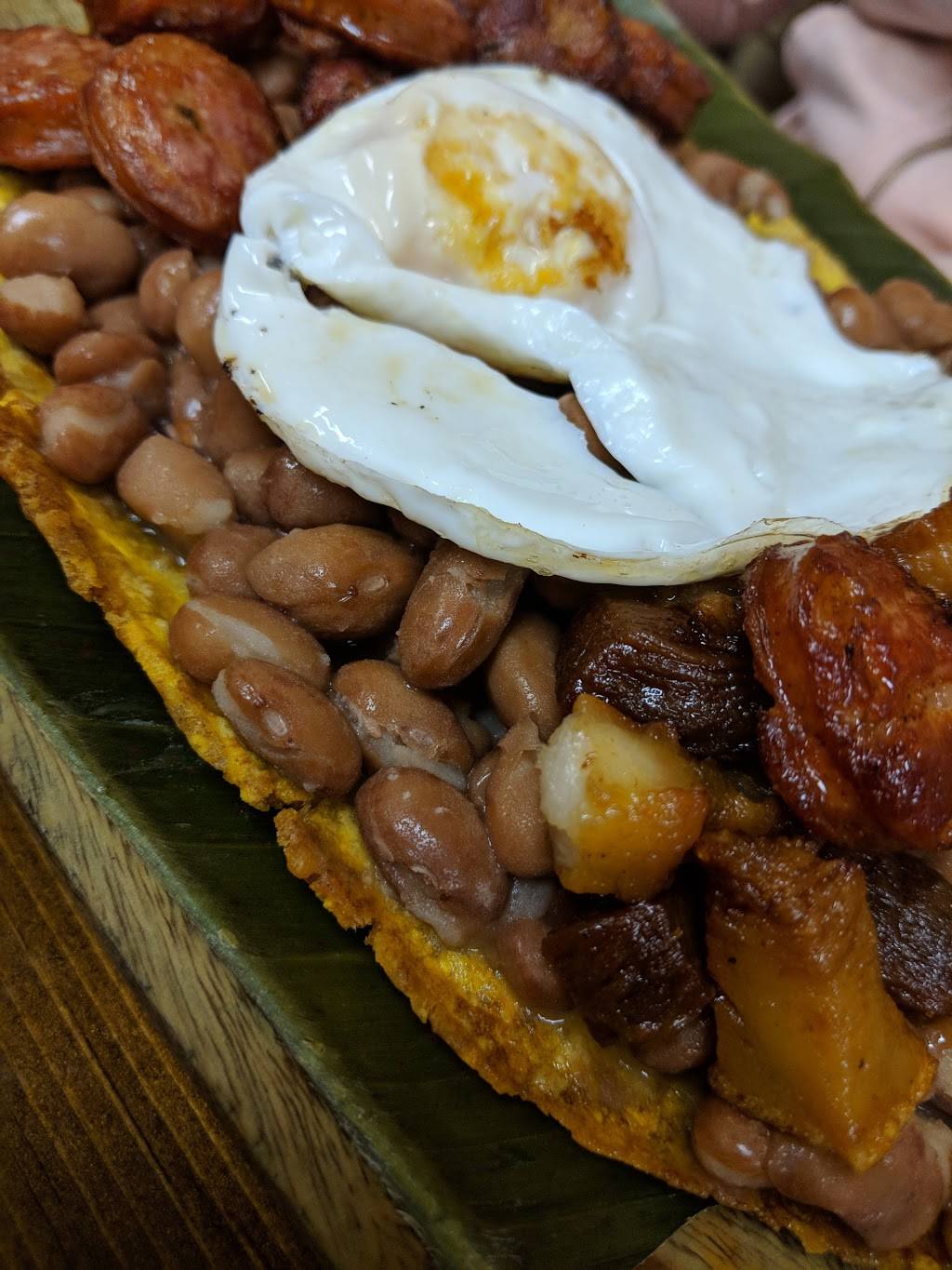 Antojos | restaurant | 115 New Canaan Ave, Norwalk, CT 06850, USA | 2038571888 OR +1 203-857-1888