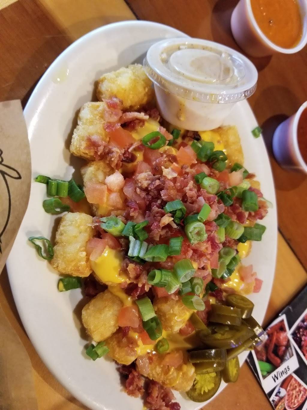 Roosters | restaurant | 4420 Dixie Hwy Ste#101, Louisville, KY 40216, USA | 5023840330 OR +1 502-384-0330