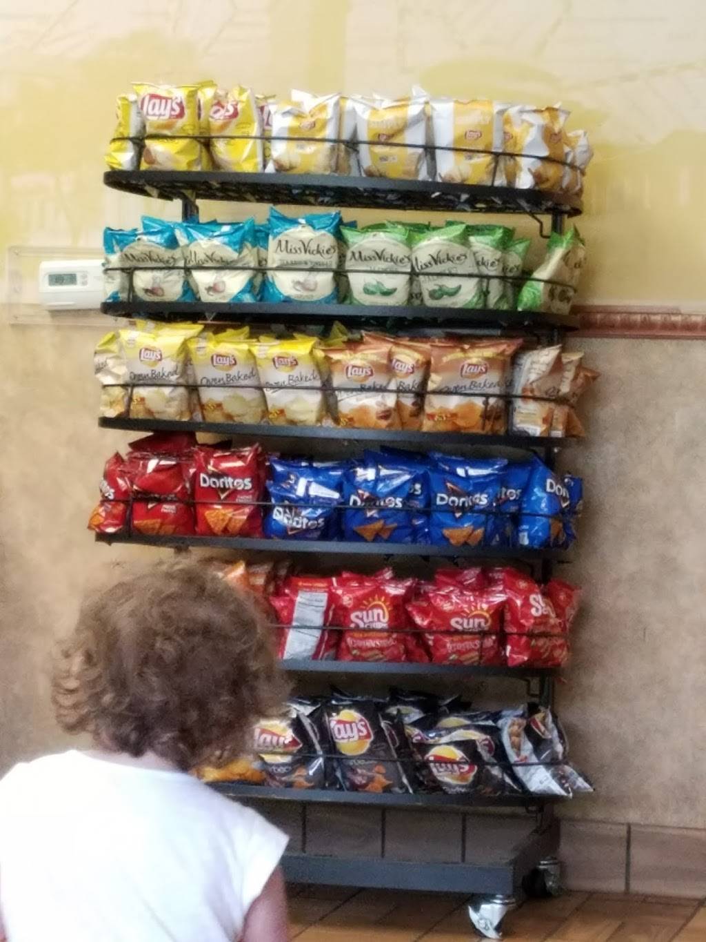 Subway | restaurant | 1569 N Wixom Rd, Wixom, MI 48393, USA | 2486698226 OR +1 248-669-8226