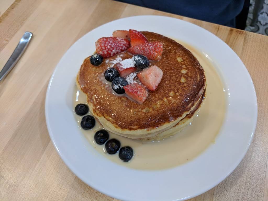 Con Huevos Restaurant | restaurant | 2339 Frankfort Ave, Louisville, KY 40206, USA | 5023843027 OR +1 502-384-3027