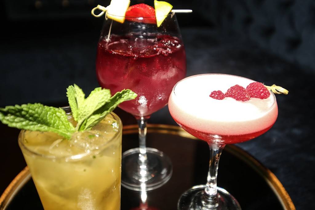 Envy Lounge | night club | 4647 MacArthur Blvd, Newport Beach, CA 92660, USA | 9492878270 OR +1 949-287-8270