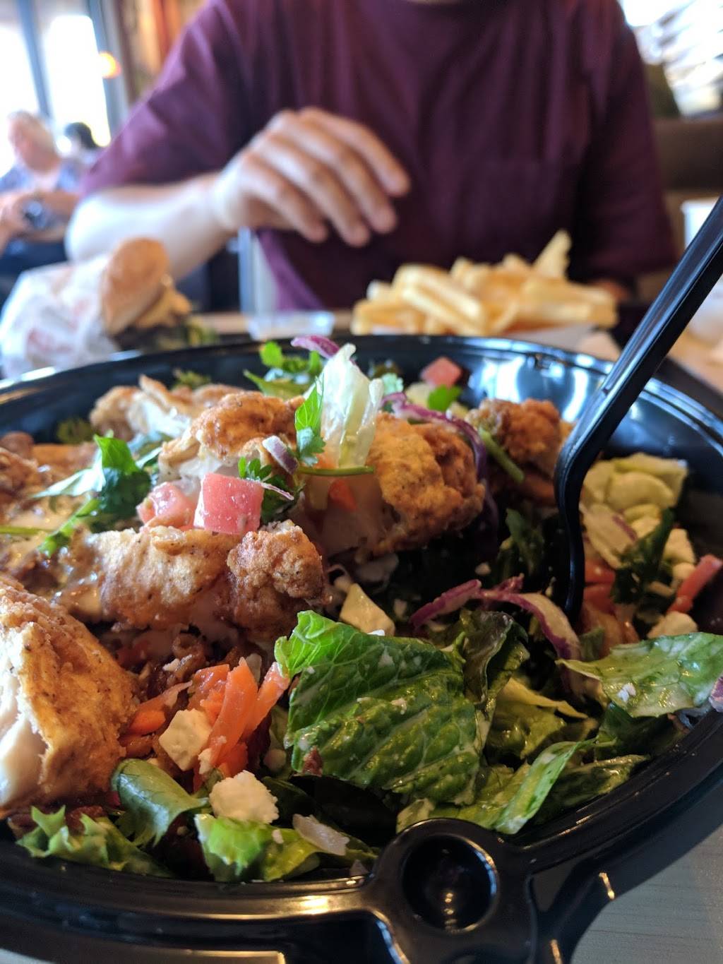 The Habit Burger Grill | meal takeaway | 1115 E Bidwell St, Folsom, CA 95630, USA | 9169833028 OR +1 916-983-3028