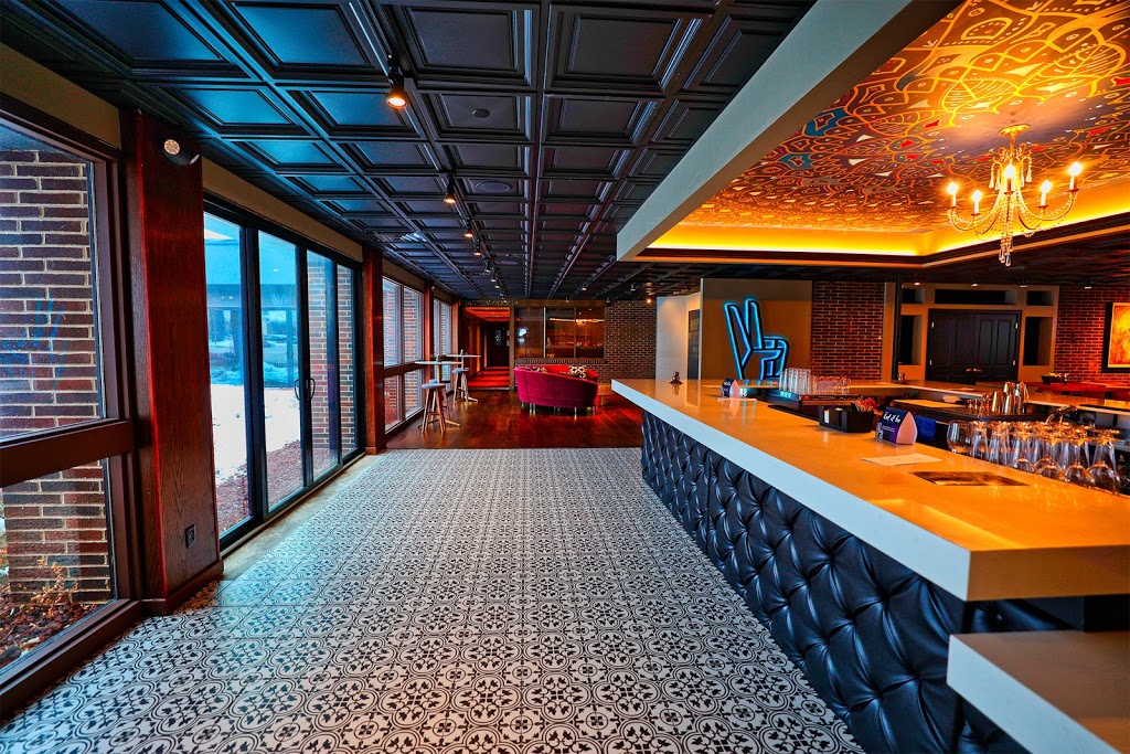 The Highlander Hotel | restaurant | 2525 Highlander Pl, Iowa City, IA 52245, USA | 3193542000 OR +1 319-354-2000