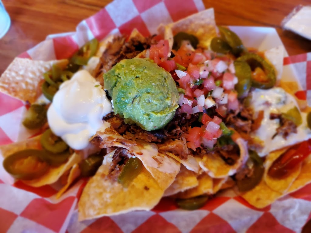 Little Woodrows Babcock Bar & Grill | restaurant | 2535 Babcock Rd, San Antonio, TX 78229, USA | 2106921500 OR +1 210-692-1500