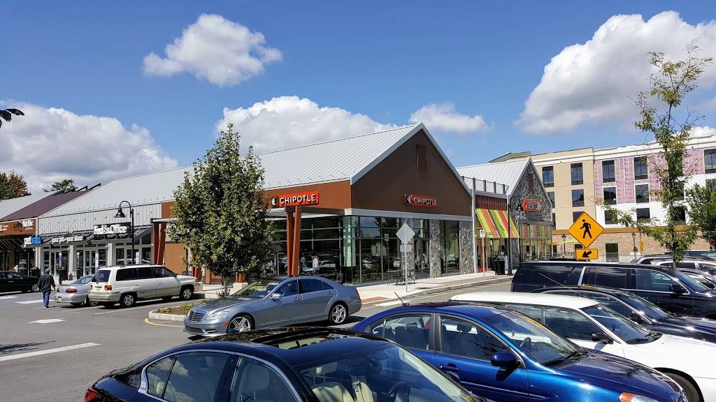 Chipotle Mexican Grill | restaurant | 3741 West Chester Pike, Newtown Square, PA 19073, USA | 6103531715 OR +1 610-353-1715