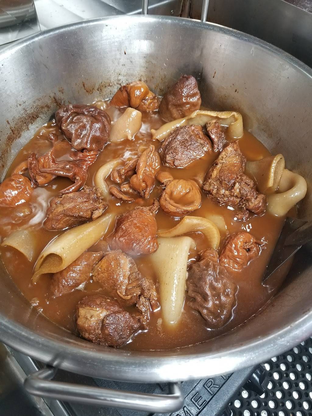 Carnitas Quiroga | restaurant | 1523 S Pacific Ave, Santa Ana, CA 92704, USA | 7145618846 OR +1 714-561-8846