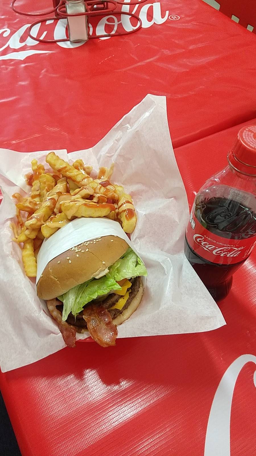 HAMBURGUESAS JOY | restaurant | Av. Benito Juárez 161, Romero, 21410 Tecate, B.C., Mexico | 016656541220 OR +52 665 654 1220