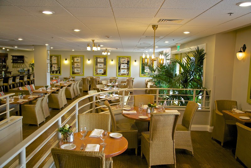 Larks Home Kitchen Cuisine | restaurant | 212 E Main St, Ashland, OR 97520, USA | 5414885558 OR +1 541-488-5558