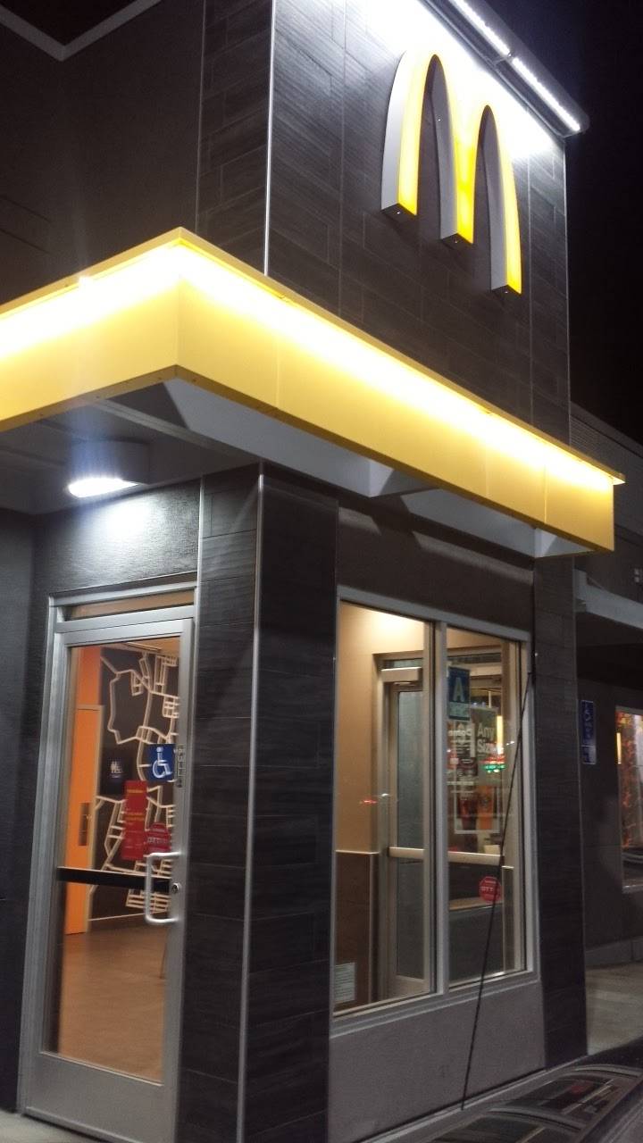 McDonalds | cafe | 356 Weedpatch Hwy, Bakersfield, CA 93307, USA | 6613640430 OR +1 661-364-0430