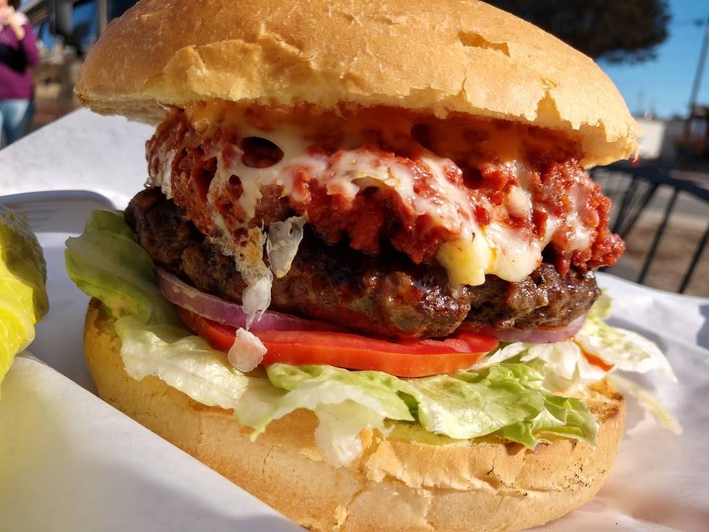 Mundos Sandwich & Burger House | cafe | 2233 N Fremont St, Monterey, CA 93940, USA | 8316569244 OR +1 831-656-9244