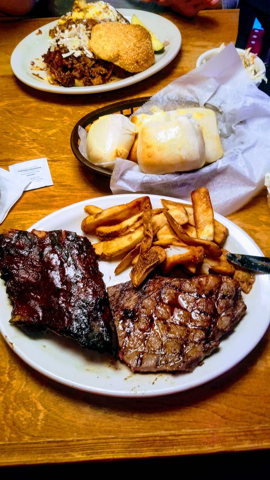 Texas Roadhouse | restaurant | 130 Justice Way, Pikeville, KY 41501, USA | 6064330008 OR +1 606-433-0008