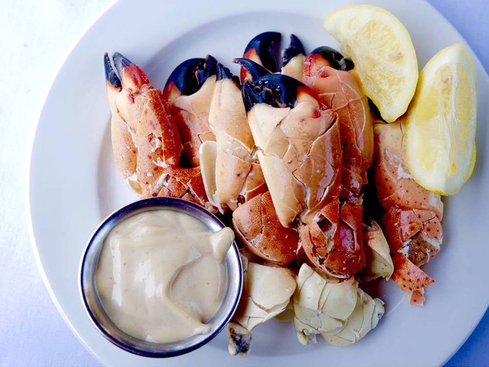 Joes Stone Crab | restaurant | 11 Washington Ave, Miami Beach, FL 33139, USA | 3056730365 OR +1 305-673-0365