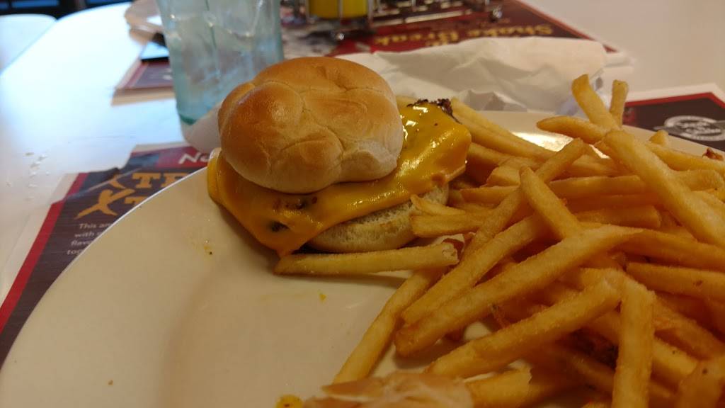 Steak n Shake | restaurant | 7020 Aurora Rd, Aurora, OH 44202, USA | 3309540720 OR +1 330-954-0720