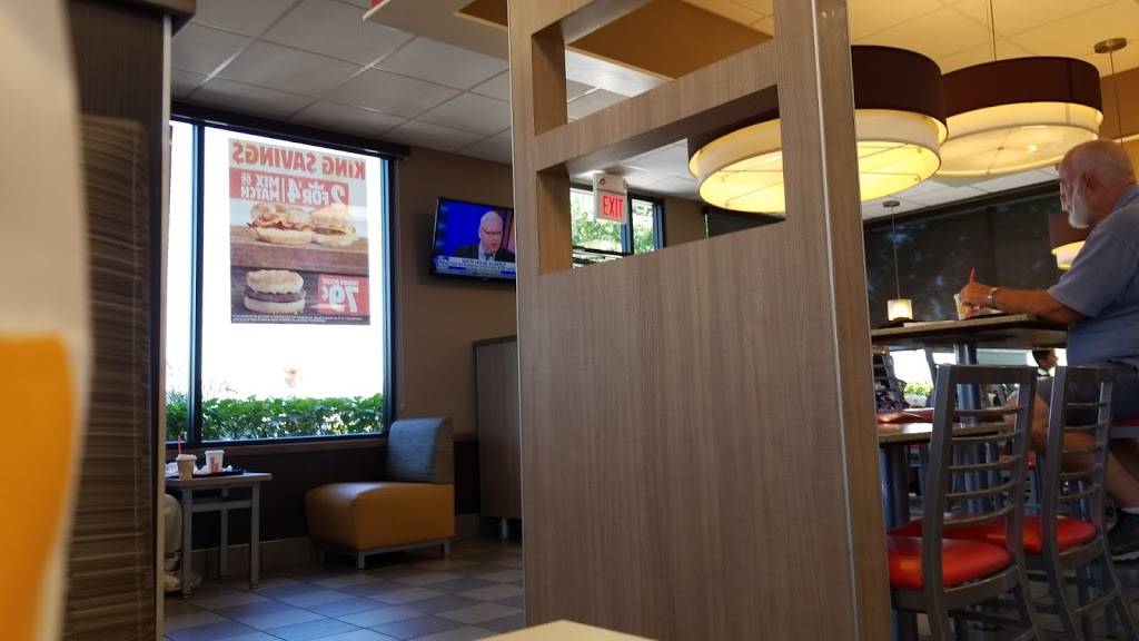 Burger King | restaurant | 2205 Us-27, Northside Dr, Sebring, FL 33870, USA | 8633854844 OR +1 863-385-4844