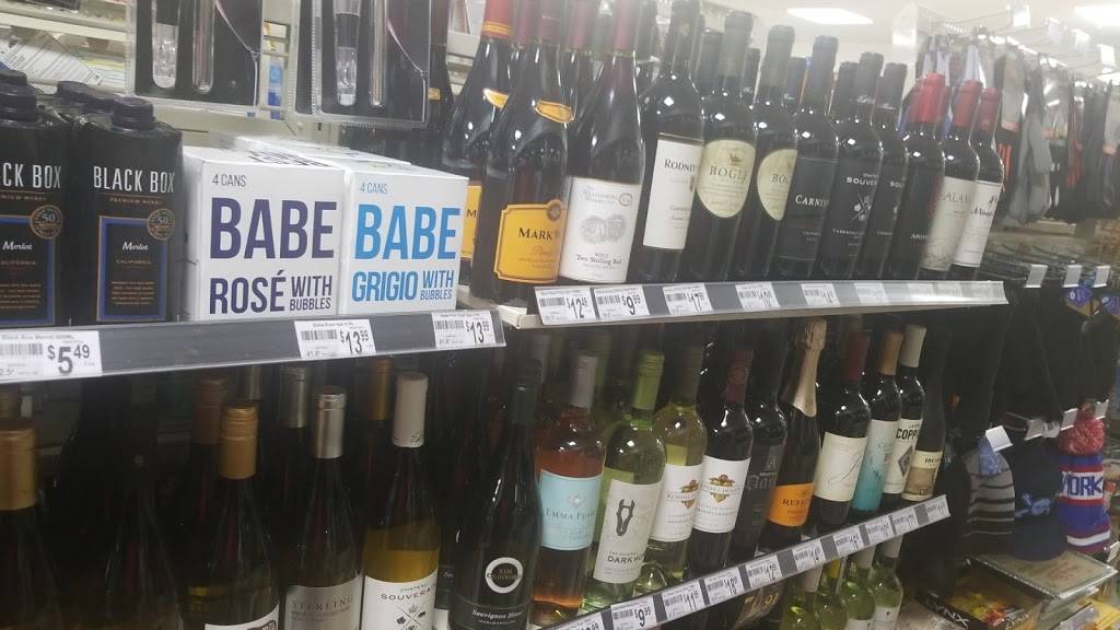 7-Eleven | bakery | 6146 Rose Hill Dr, Alexandria, VA 22310, USA | 7039710578 OR +1 703-971-0578