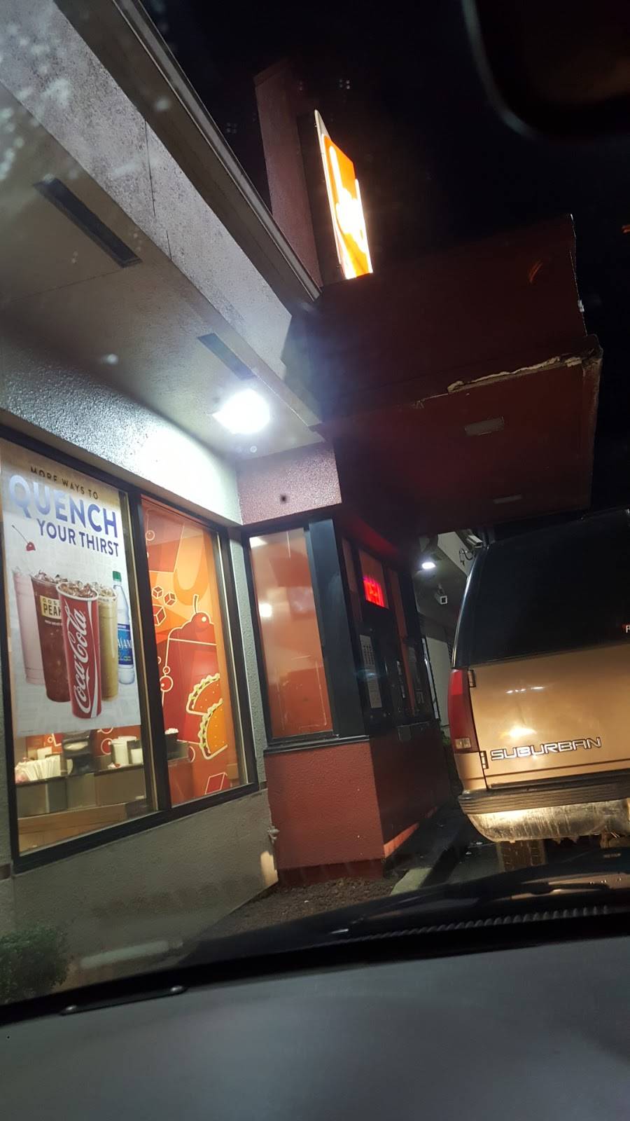 Jack in the Box | restaurant | 921 SE Powell Blvd, Portland, OR 97202, USA | 5032308930 OR +1 503-230-8930