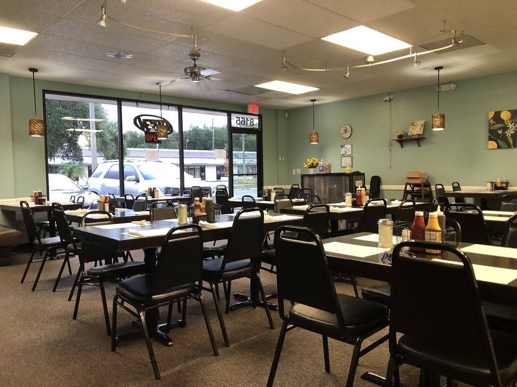 Lemmons Cafe | restaurant | 8165 State Rd 52, Hudson, FL 34667, USA | 7278576469 OR +1 727-857-6469