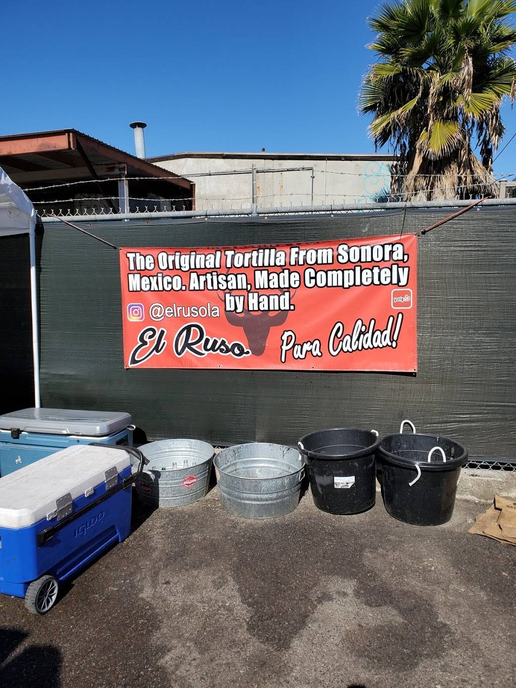 El Ruso | restaurant | 1401 Mirasol St, Los Angeles, CA 90023, USA | 3232466819 OR +1 323-246-6819