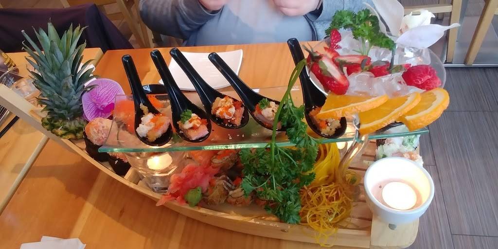 Restaurant Sushi St-Jean | restaurant | 1365 Boulevard Saint-Jean-Baptiste, Pointe-aux-Trembles, QC H1B 4A2, Canada | 5149493999 OR +1 514-949-3999