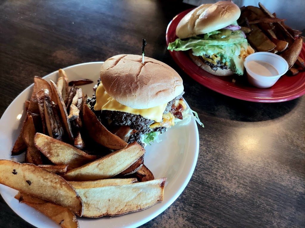 Miz Zips | restaurant | 2924 E Rte 66, Flagstaff, AZ 86004, USA | 9285260104 OR +1 928-526-0104